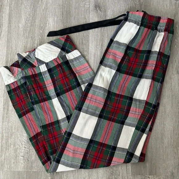 Victoria's Secret Flannel PJ Pajama Set White Red Green Plaid Size Small - Picture 11 of 16